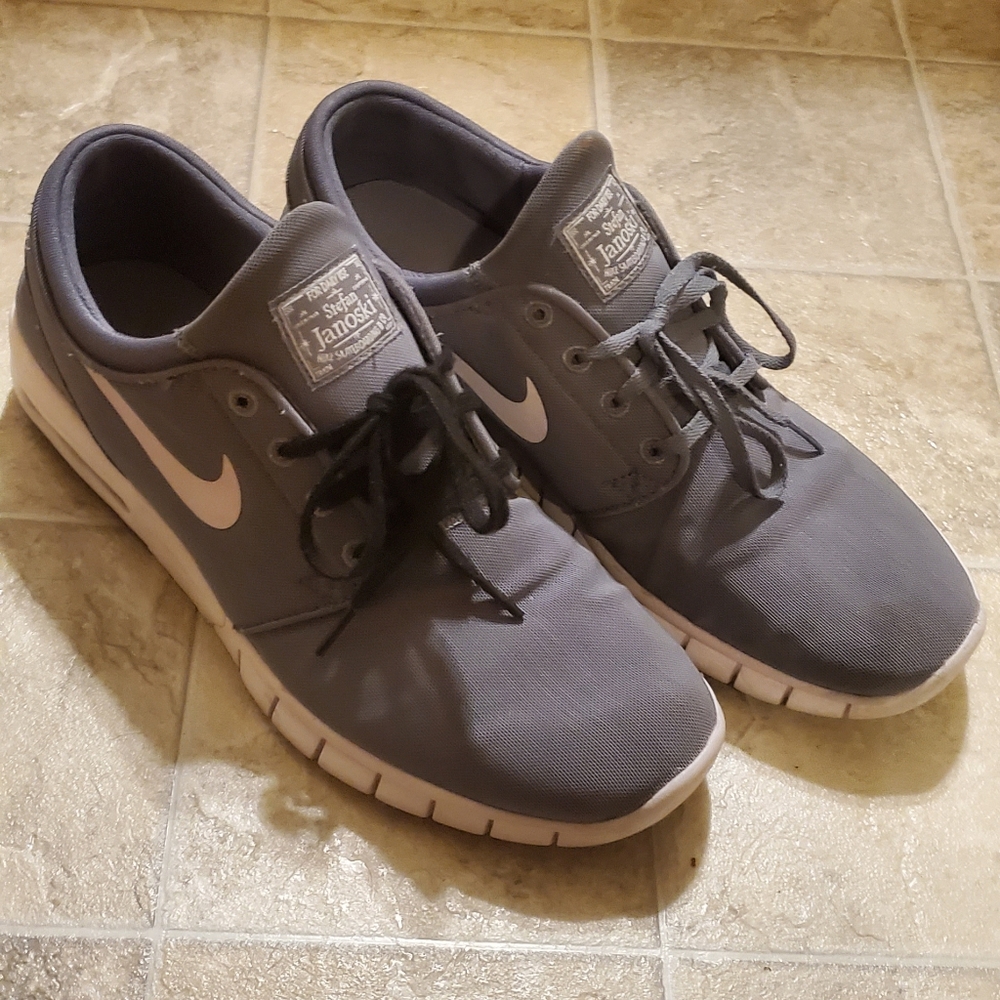 Janoski max